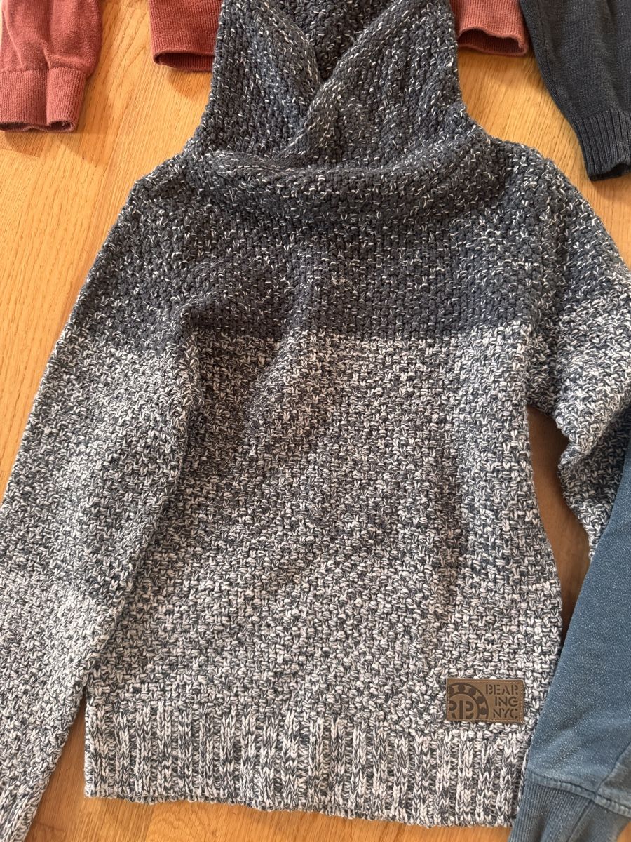 Maglioni & Felpe: 4 Jungen Pullover 134 – Usato da Wädenswil venduto da dorodi 1