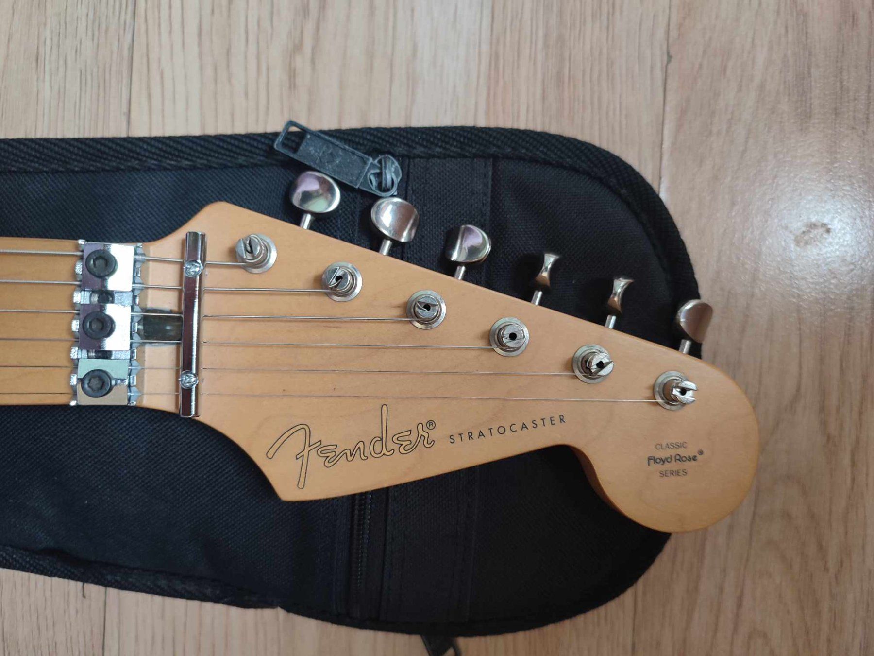 Fender Strumenti musicali: Fender stratocaster Floyd Rose USA 1992 + ampli Fender – Usato da Contra venduto da dan_f5cy 3