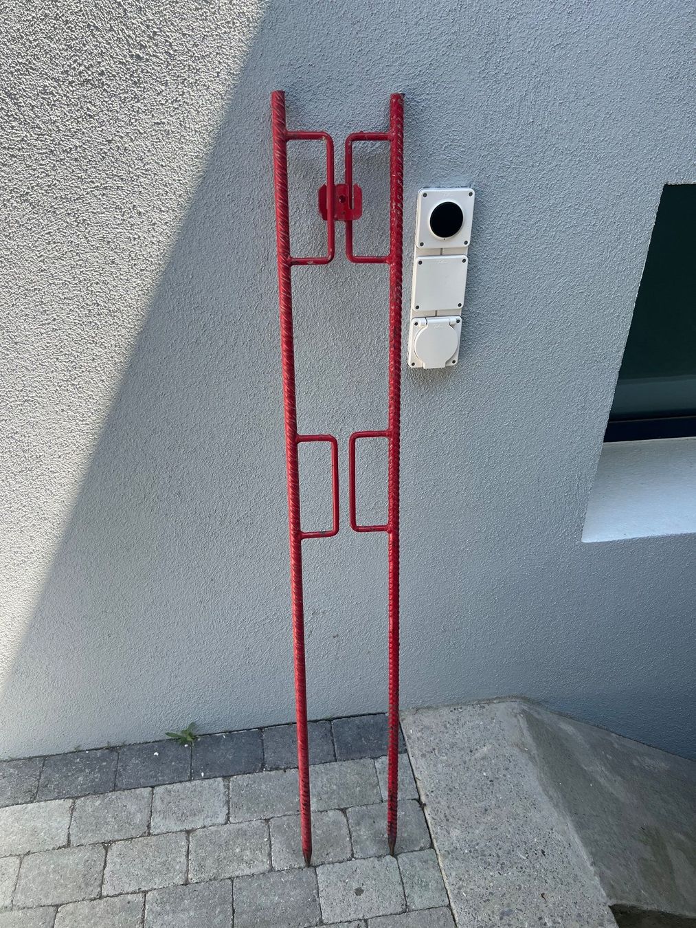Balustrades: 2 Absperrpfosten – D'occasion à Wettingen par riffrack