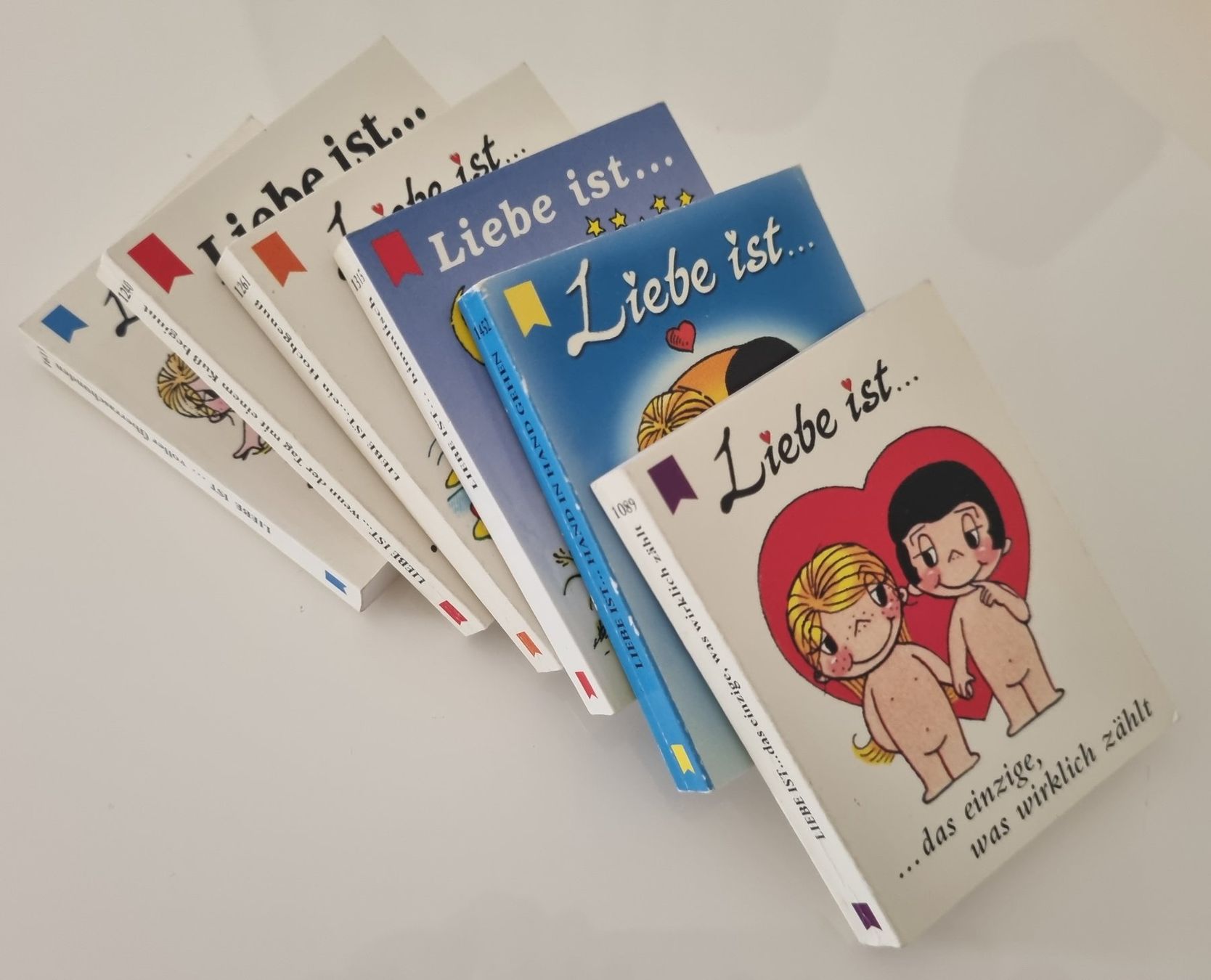 Bücher: Liebe ist... 6x – Gebraucht aus Altstätten SG von priska2885