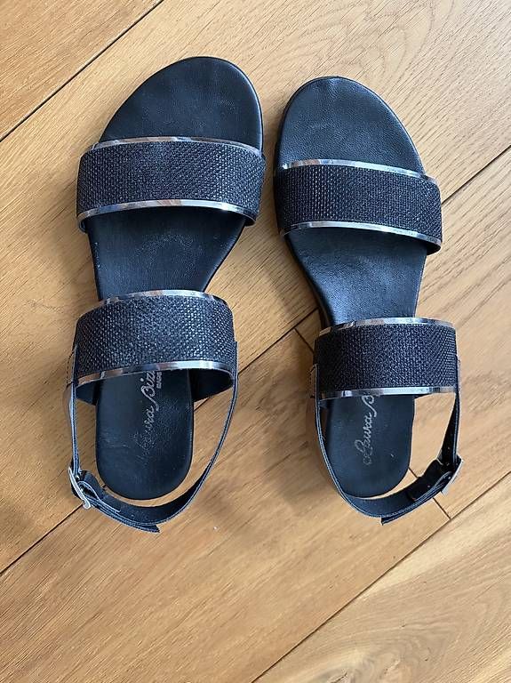 Scarpe da donna: Sandalen, Grösse 38 – Usato da Lachen SZ venduto da mcstaehlin