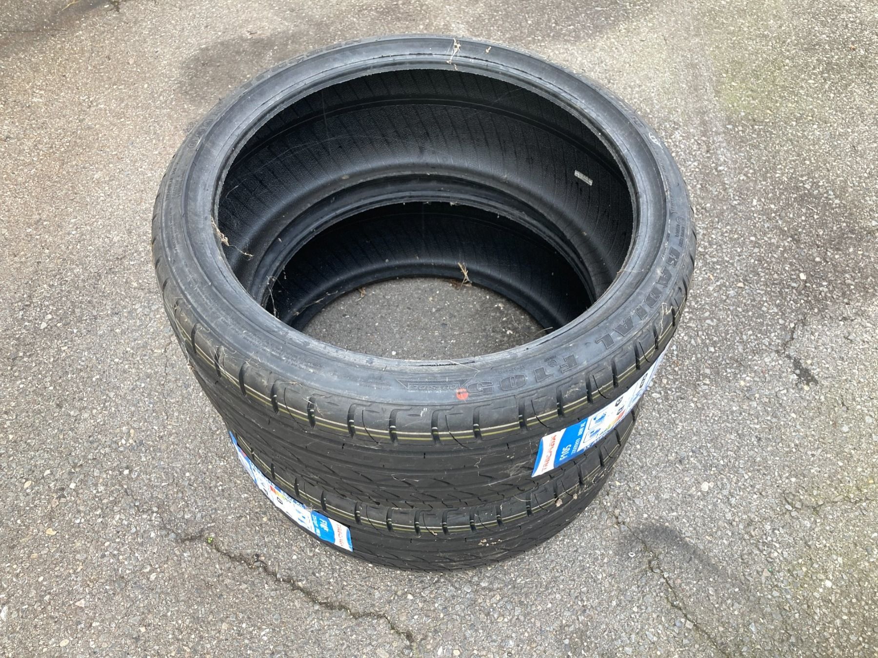 Goodyear Pneumatici & Ruote complete: 225/35R19 Sommerpneu – Usato da Cham venduto da WB2223