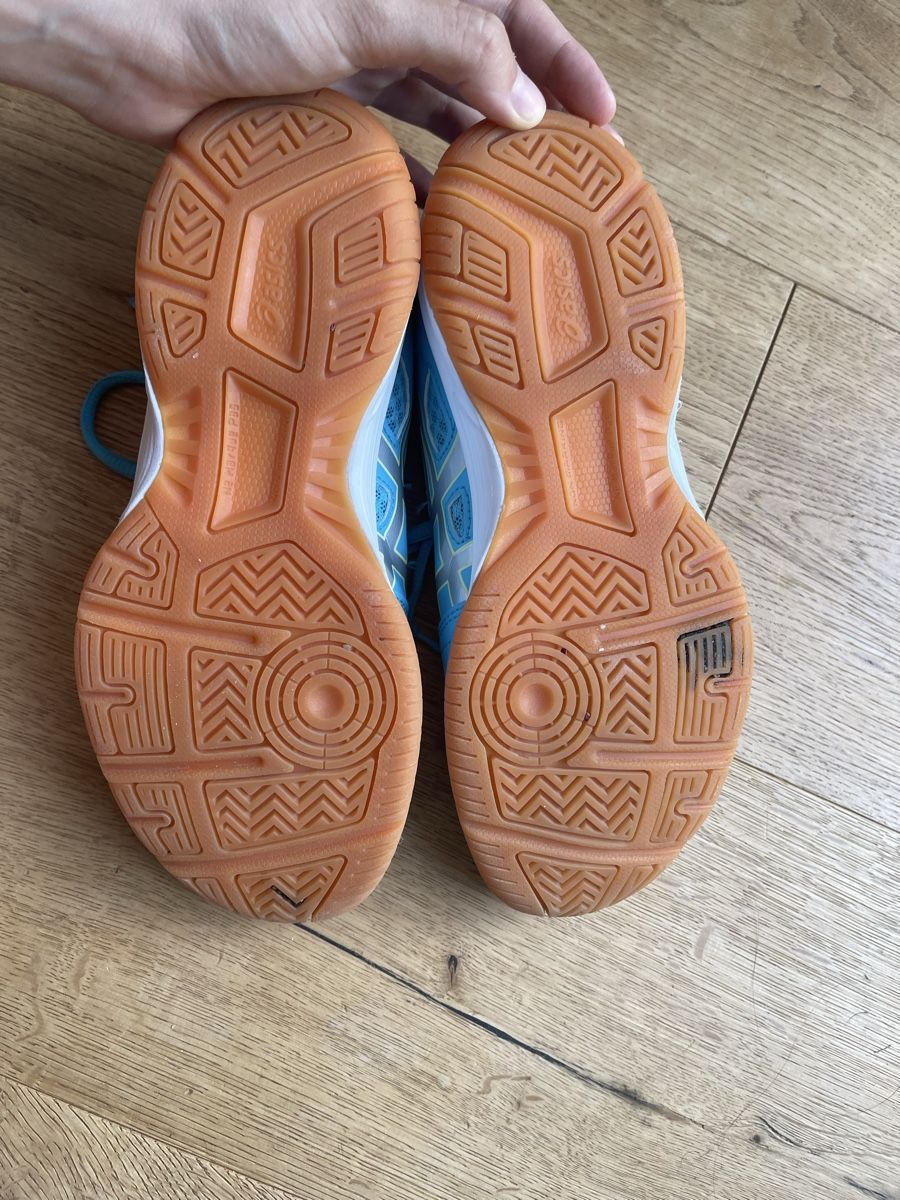 Asics Scarpe da uomo: Asics Hallenschuhe – Usato da Paspels venduto da Giango33 2