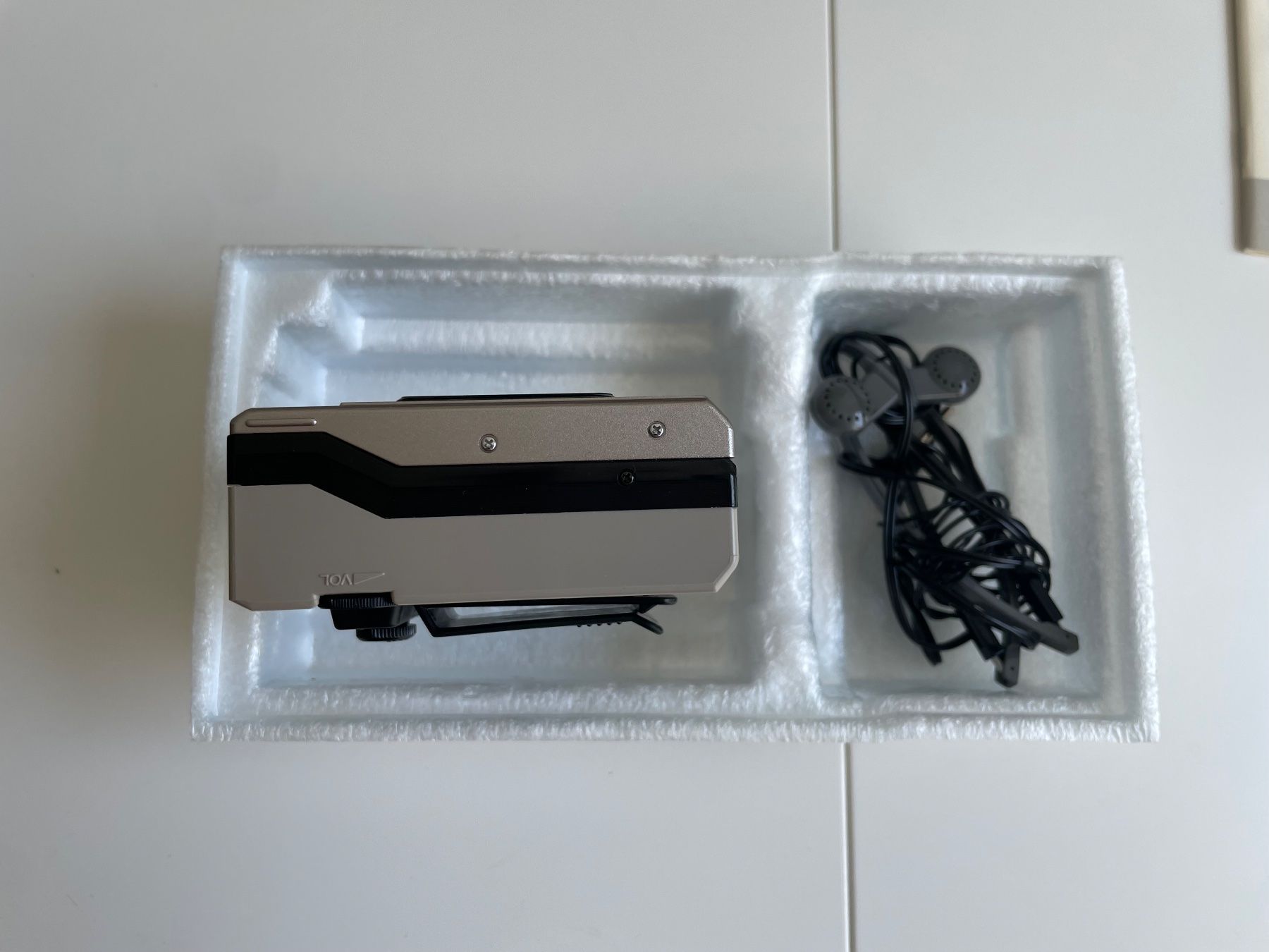 Sony Lettore multimediale portatile: Sony Walkman Cassette Player OVP – Usato da Dällikon venduto da buyandbehappy 6
