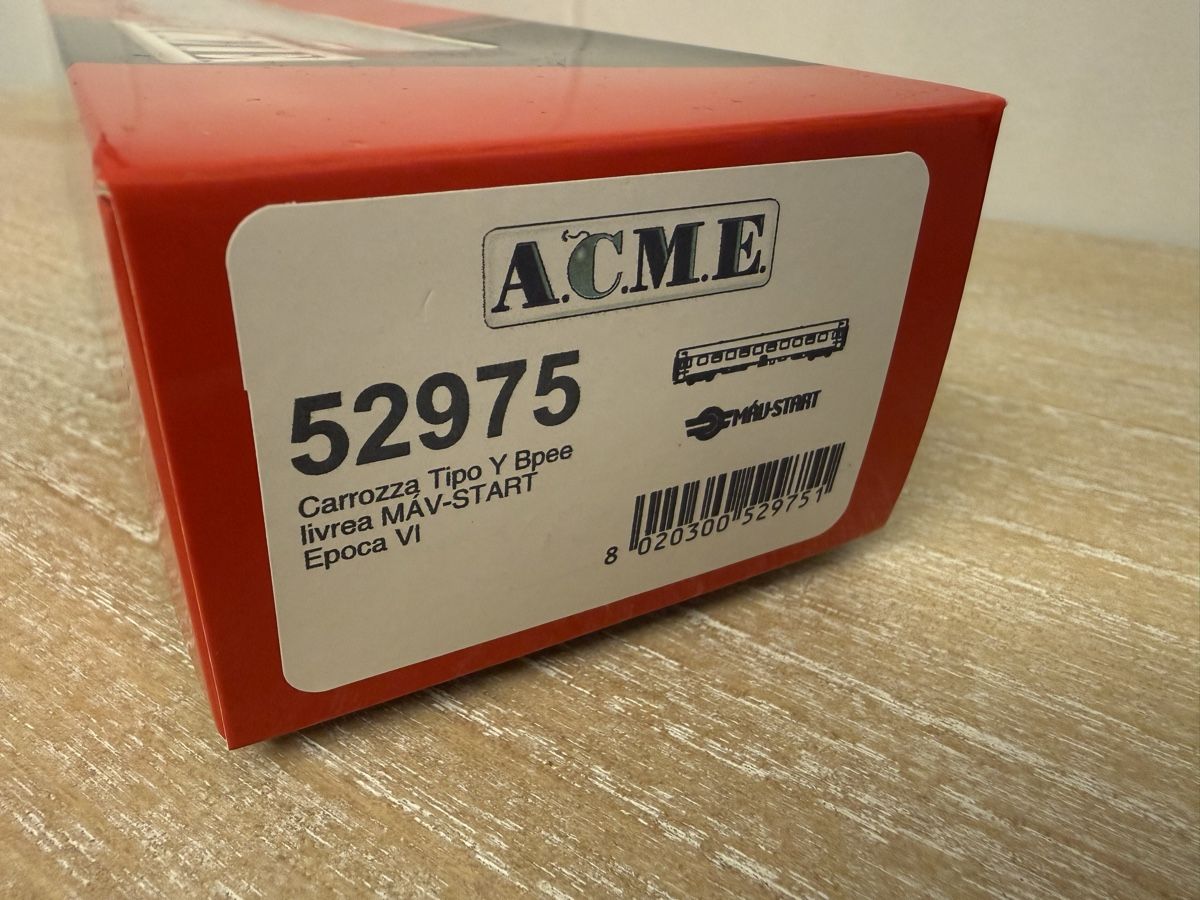 ACME Modellini di ferrovie: ACME 52975 MAV Bpee FABRIKNEU – Nuovo e nell'imballaggio originale da Zürich venduto da Volanbusz 1