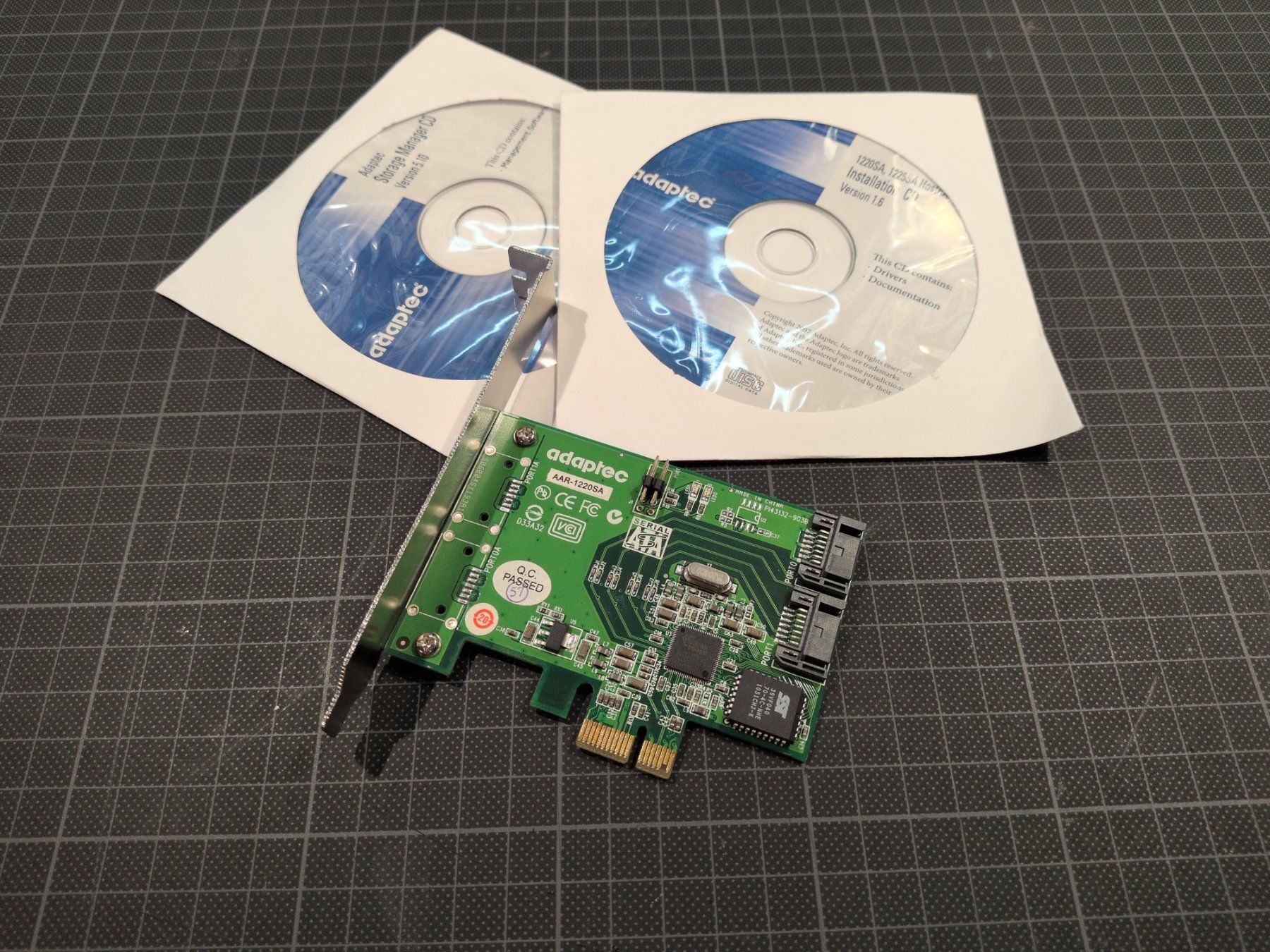 Composants électroniques: Adaptec AAR-1220SA Raid Controller – D'occasion à Rüfenacht BE par swalin