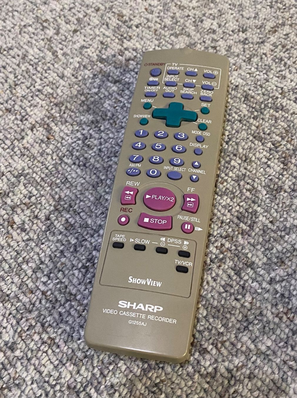 Sharp Registratori: SHARP VIDEO CASSETTENRECORDER – Usato da Appenzell venduto da Sonnschein_ 3