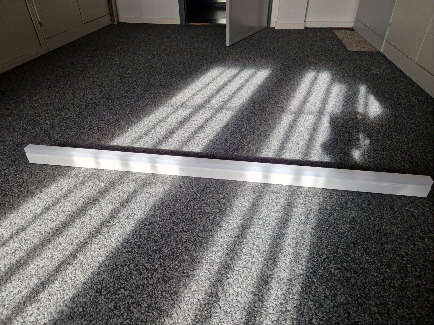 Ribag Lampade: 4 Stück LED Leuchte RIBAG 203V 4000K – Nuovo (secondo la descrizione) da Aesch BL venduto da SW.Klus