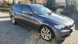 BMW 320i Touring 