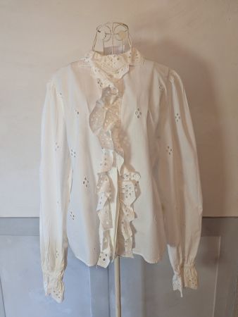 Super schöne gestickte Bluse von 2NDDAY (italia) - Grösse 40