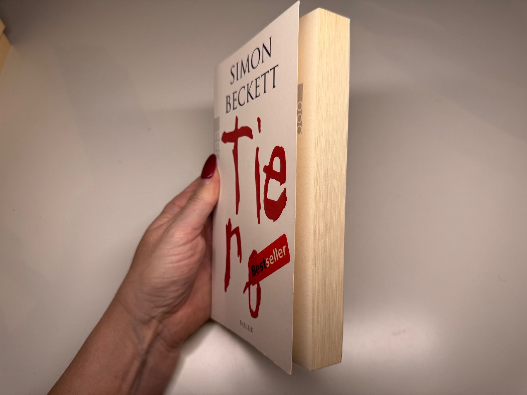 Libri: ROMAN: Simon Beckett, Tiere – Usato da Grosswangen venduto da Deutsche_Romane 1