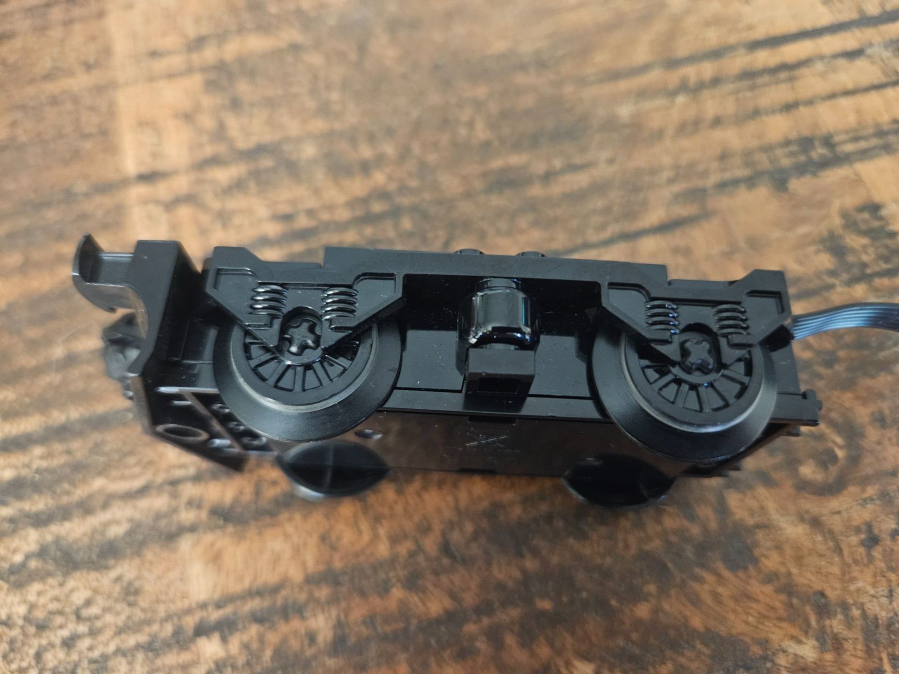 Lego Kit di costruzioni: lego Black Electric, Train Motor 9V RC Train bb0896c01 – Usato da Confignon venduto da Ecrofigs 3