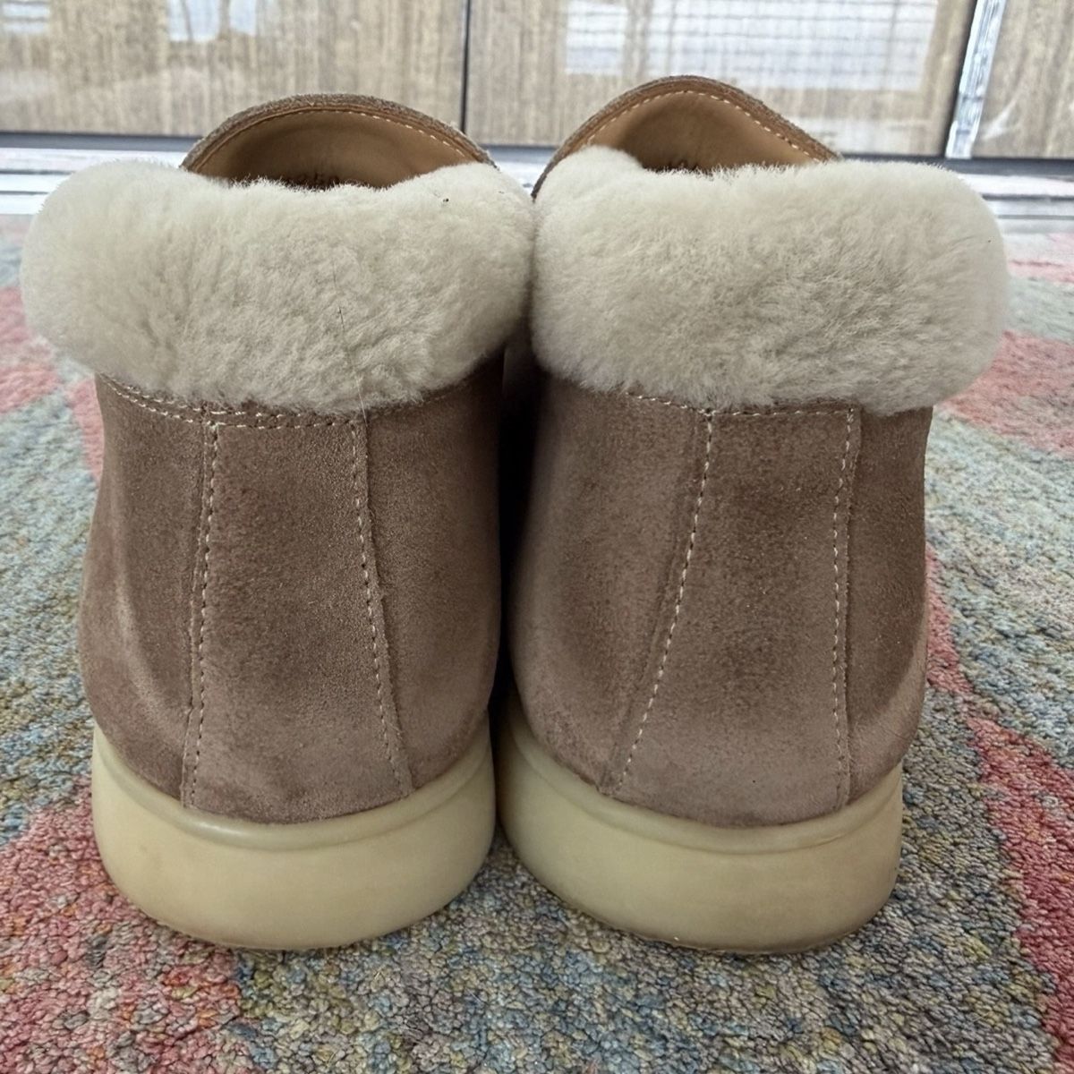 Scarpe da donna: Aurélien citi loafers with fur inside  – Nuovo (secondo la descrizione) da Lausanne venduto da Loyal_8 4