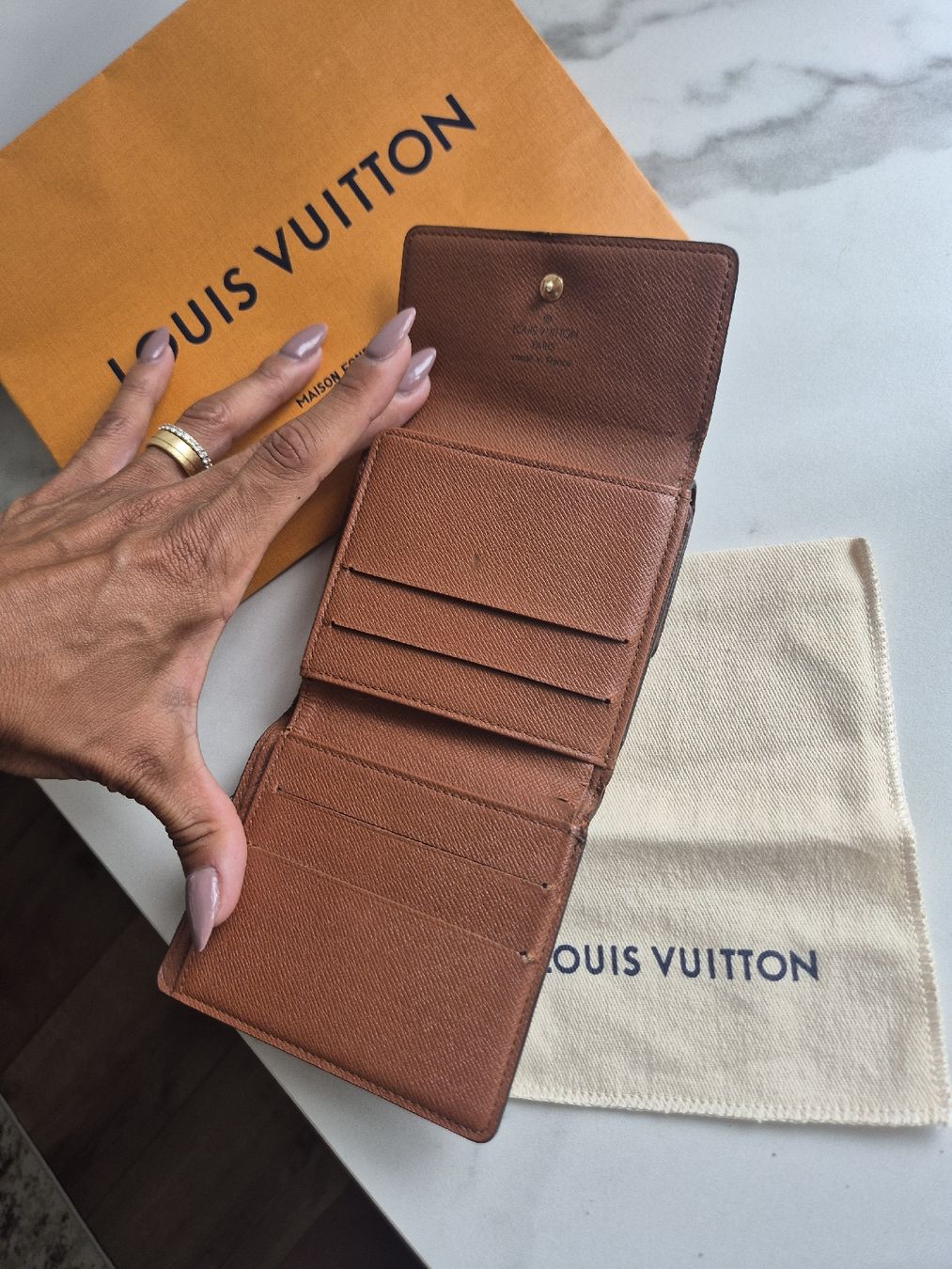 Louis Vuitton Portamonete: Louis Vuitton Portemonnaie Elise – Usato da Weisslingen venduto da Airgate 6