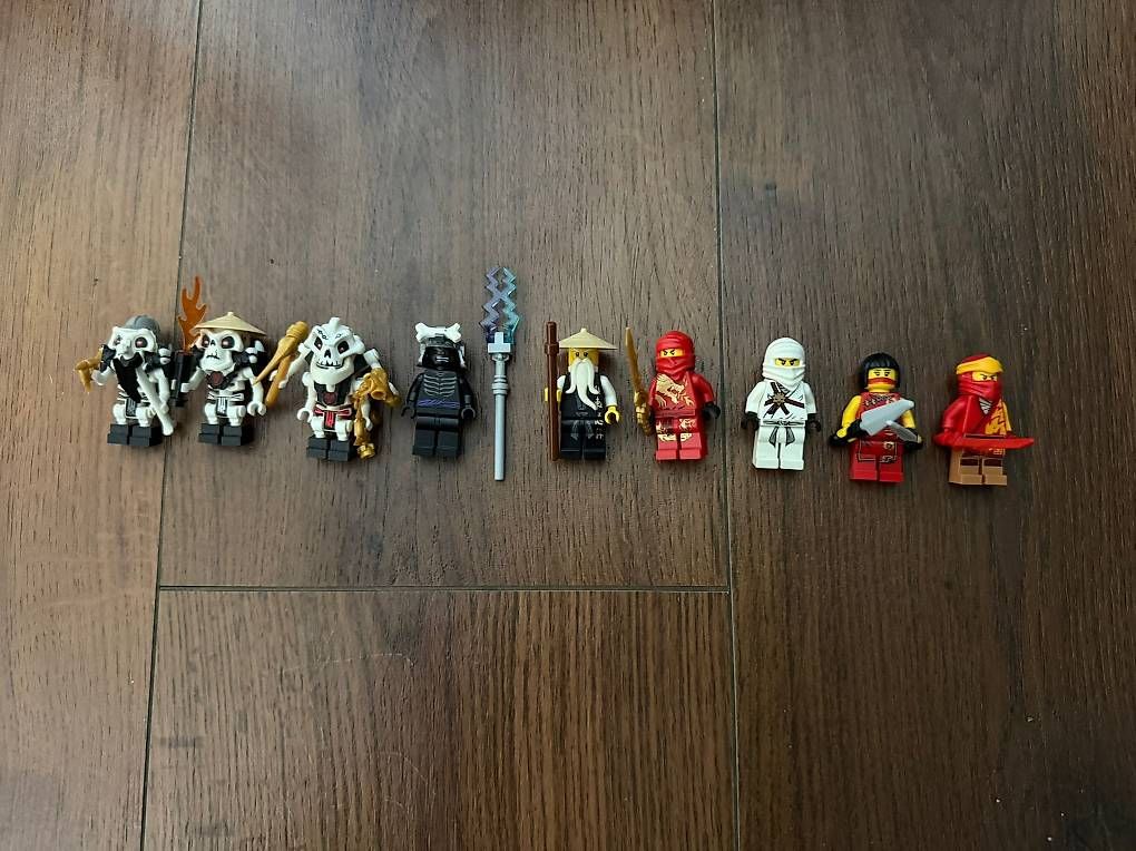 Jouets: Ninjago 2507 Feuertempel – D'occasion à Buochs par Jason_Achermann_2007 1