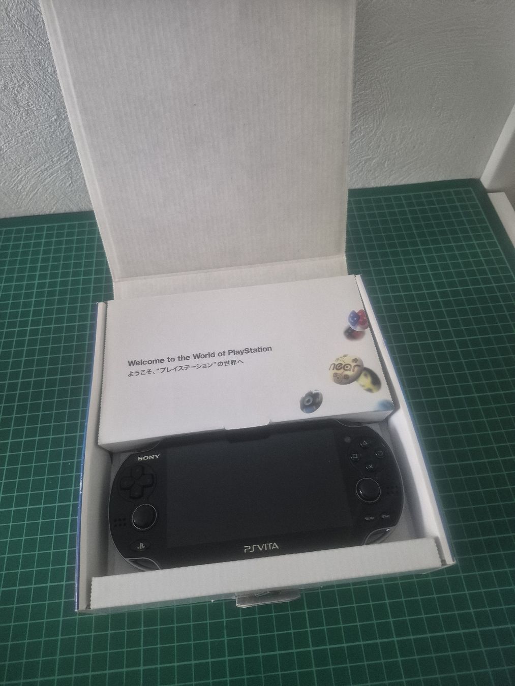 Sony Console: Sony PS Vita Console with 4 Games Excellent Condition – Nuovo (secondo la descrizione) da Meyrin venduto da Retro-GZ 2