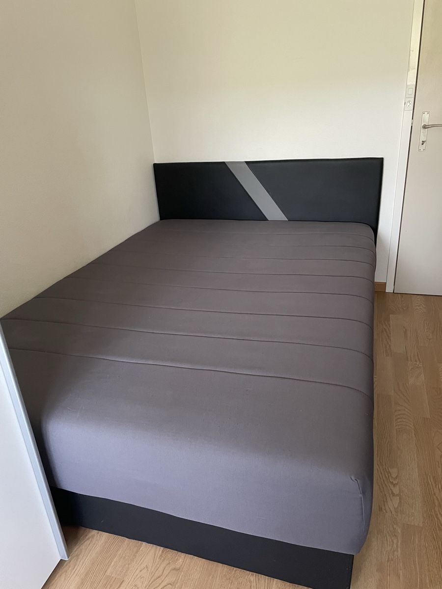 Letti: Klappbett 200cm x 140cm – Usato da Niederweningen venduto da Teodor14