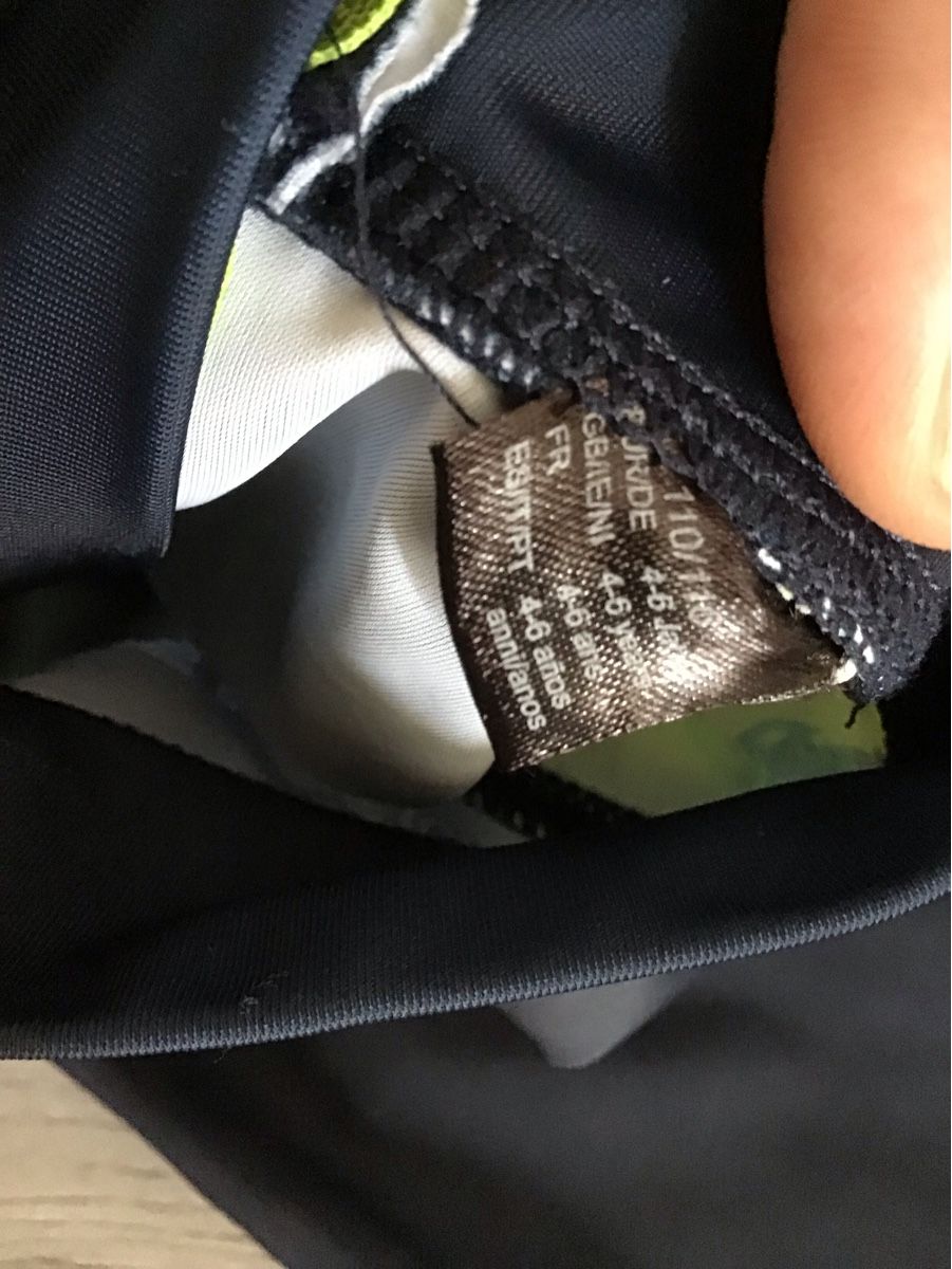 Costumi da bagno: Badekleid Gr:110/116 – Usato da Seuzach venduto da Tureda 2