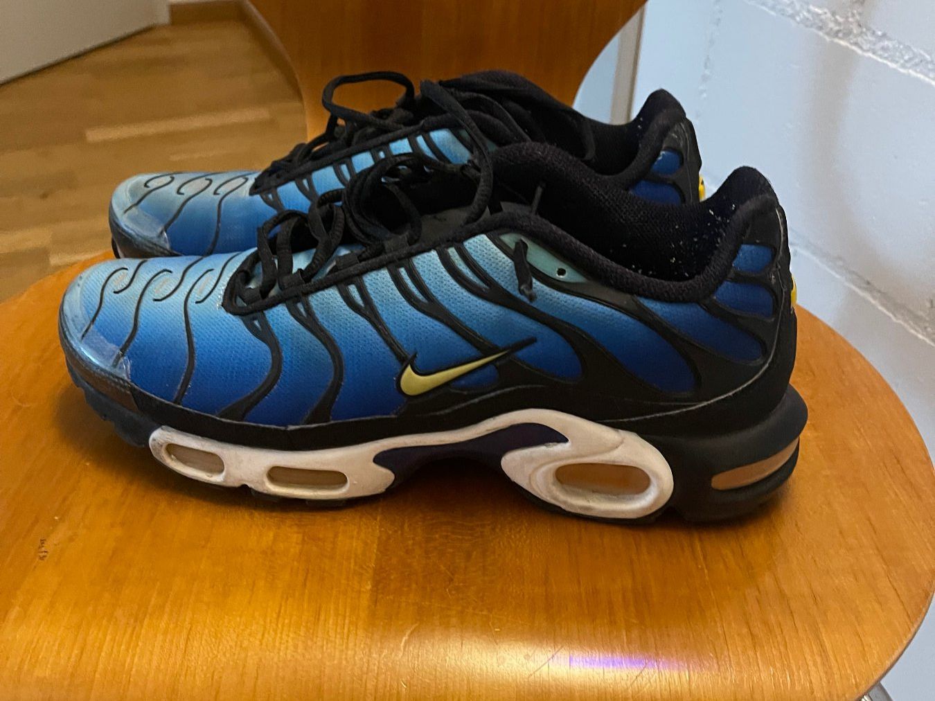 Nike Herrenschuhe: Nike Air Max Plus OG Hyper Blue, 44.5 – Gebraucht aus Hallau von Swn 1