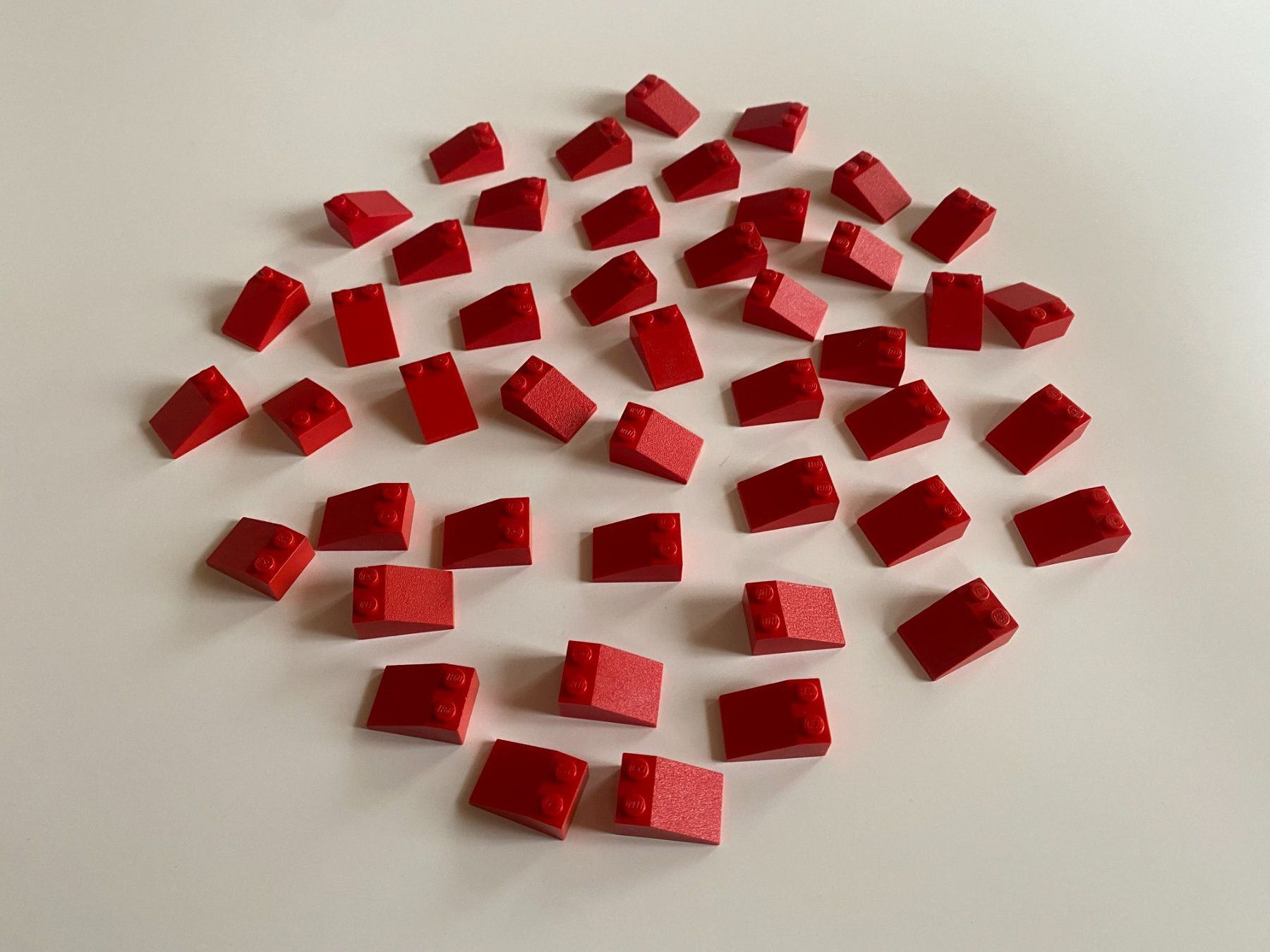 Lego Giocattoli: LEGO - 45 - ROTE - DACHSTEINE - 2 X 3 – Usato da Gelterkinden venduto da ajdt4