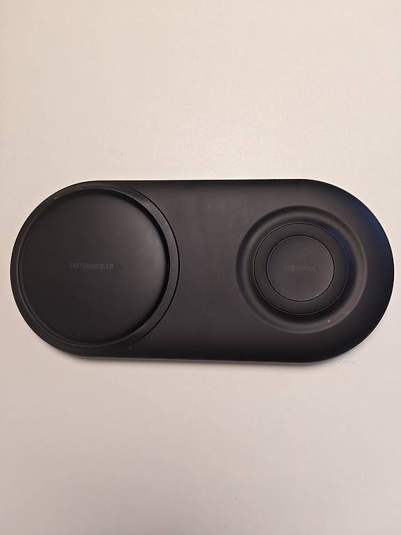 Samsung Chargements: Samsung Wireless Charger Duo EP-P5200 – D'occasion à Düdingen par Yvu2k