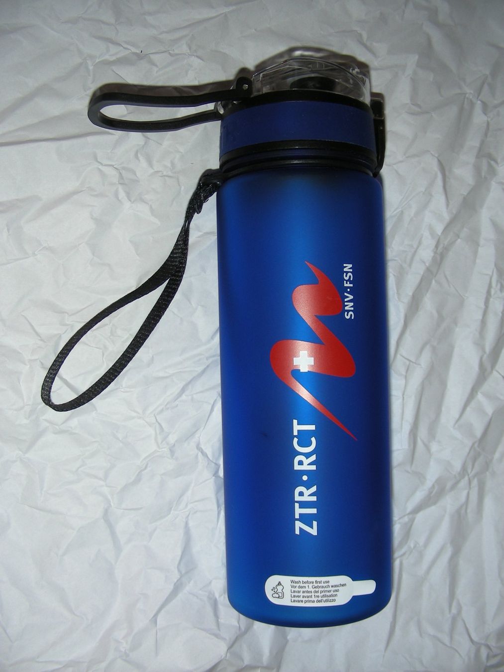 Borracce & Thermos: Trinkflasche mit Siebeinsatz + Essen Box to go – Nuovo (secondo la descrizione) da Burgdorf venduto da Daniela136