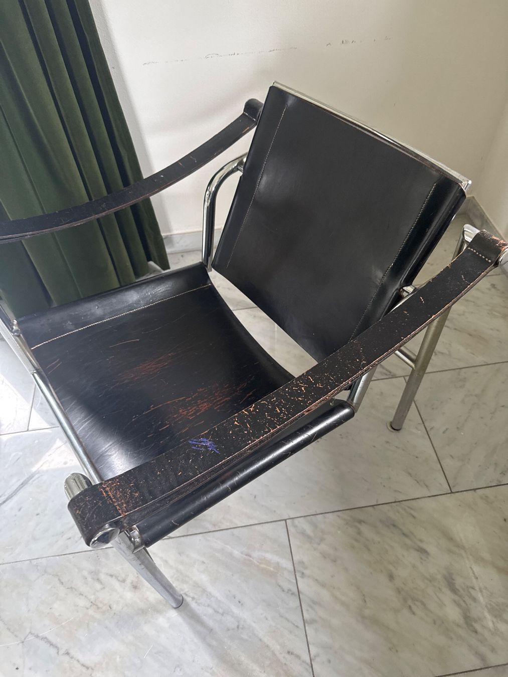 Sedie: Le Corbusier Cassina 1970 – Usato da Winden venduto da Vintage1977 2