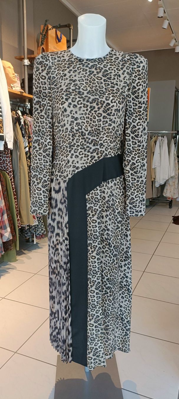 Marc Cain Vestiti: Marccain Kleid Leo-Muster Gr. S – Usato da Zollikofen venduto da Proseco 1