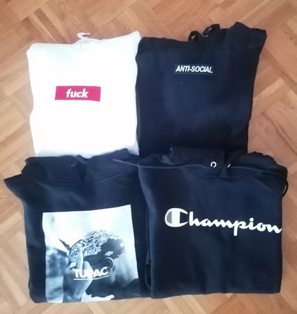 Lot de 4 sweats à capuche taille M