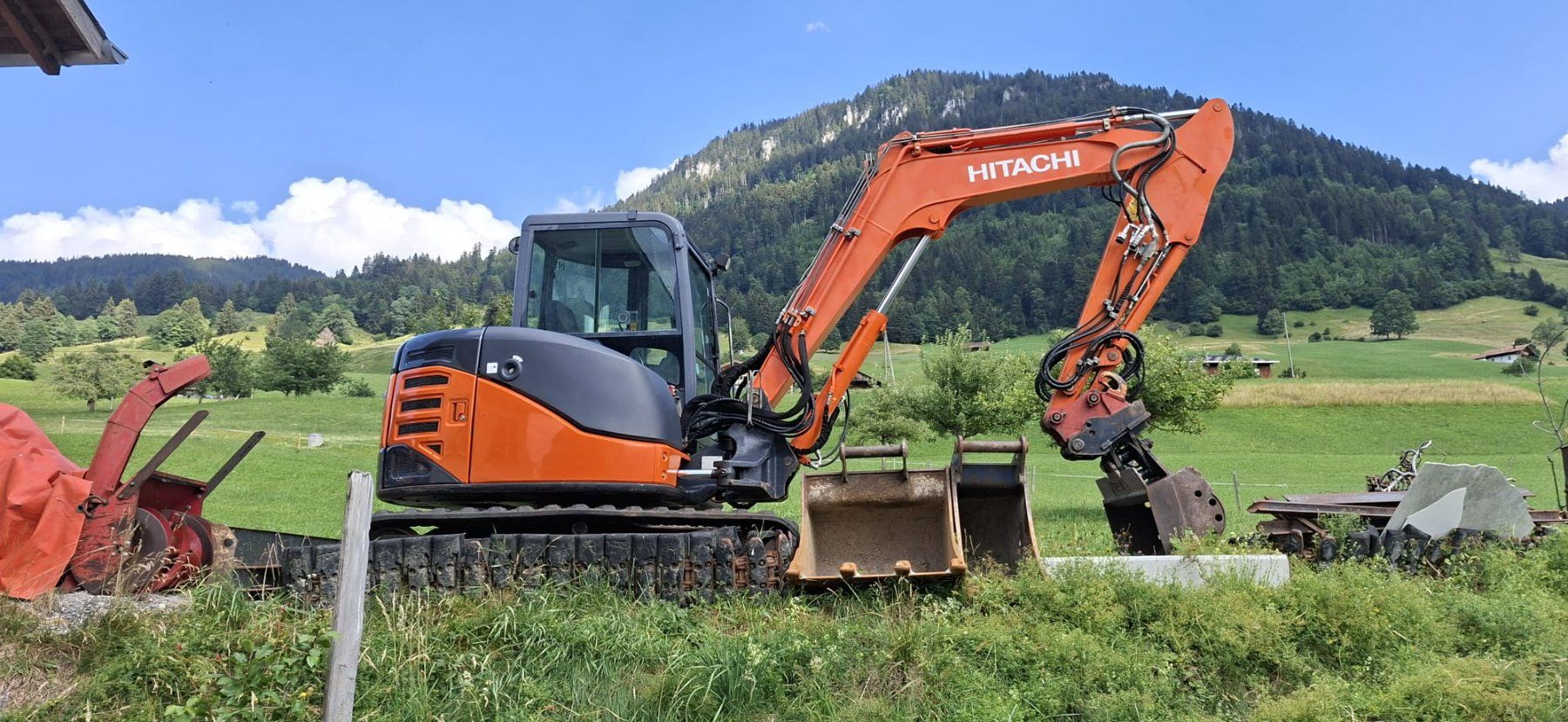 Hitachi Bagger: Hitachi 6.5 tonnen – Gebraucht aus Scharnachtal von ton_x9rg