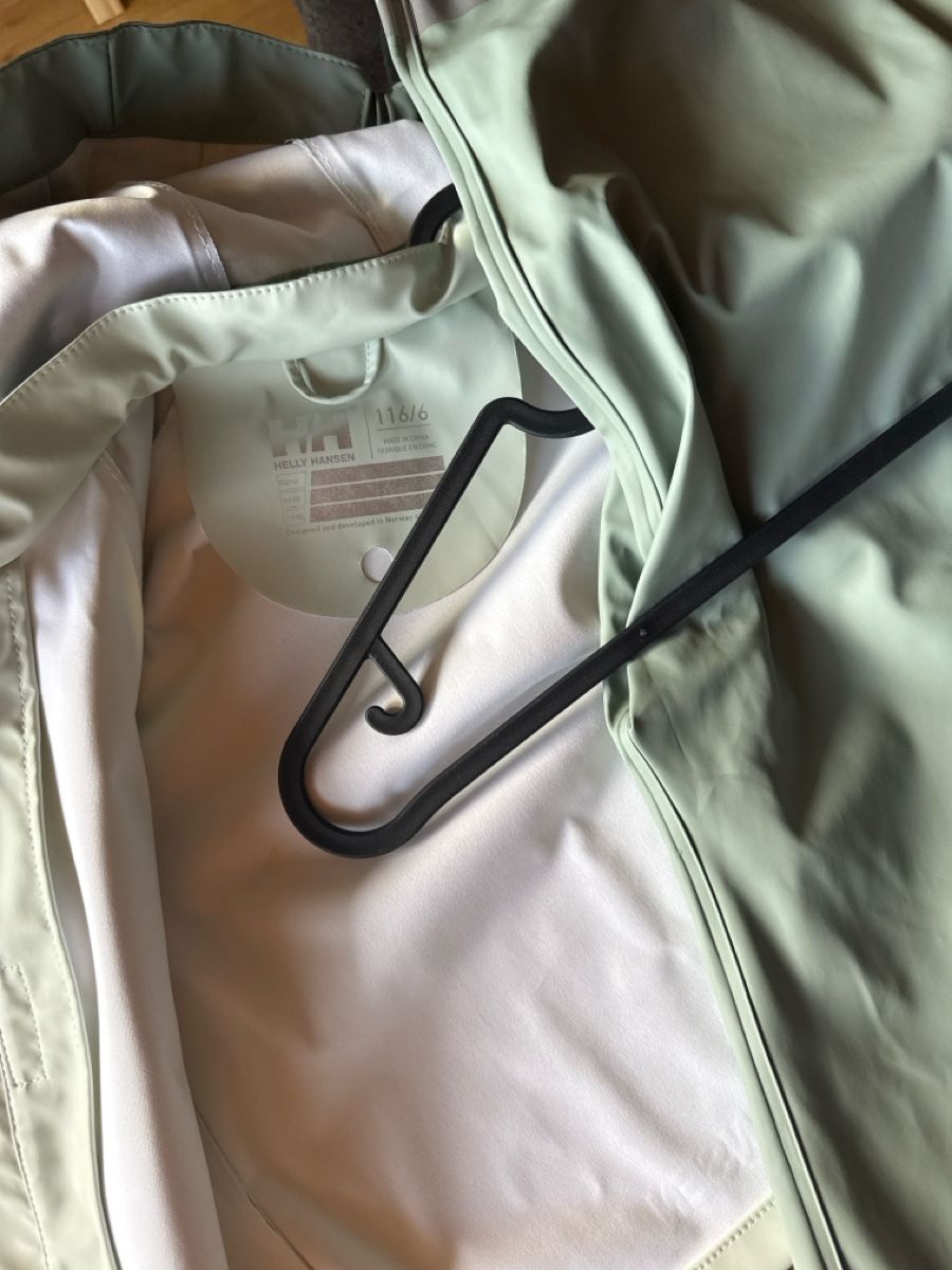 Helly Hansen Jacken & Mäntel: Ensemble Helly Hansen imperméable taille 116/6 excellent éta – Neu (gemäss Beschreibung) aus Crans Montana von vic_y8y7 1
