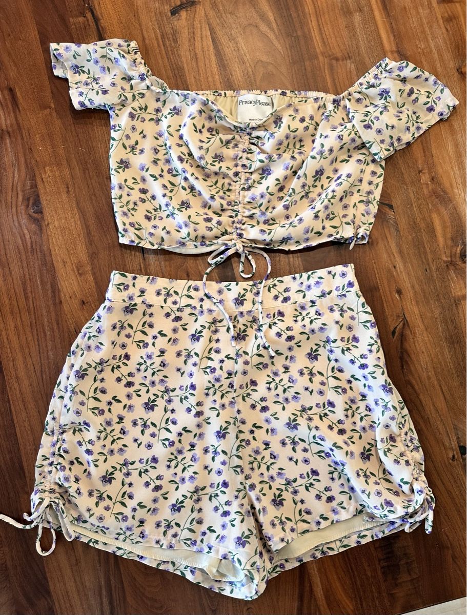 Kleiderpakete: Cute Floral Print Summer Set Revolve Size S – Gebraucht aus Zürich von rosolli 2