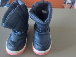 Winterschuhe 23