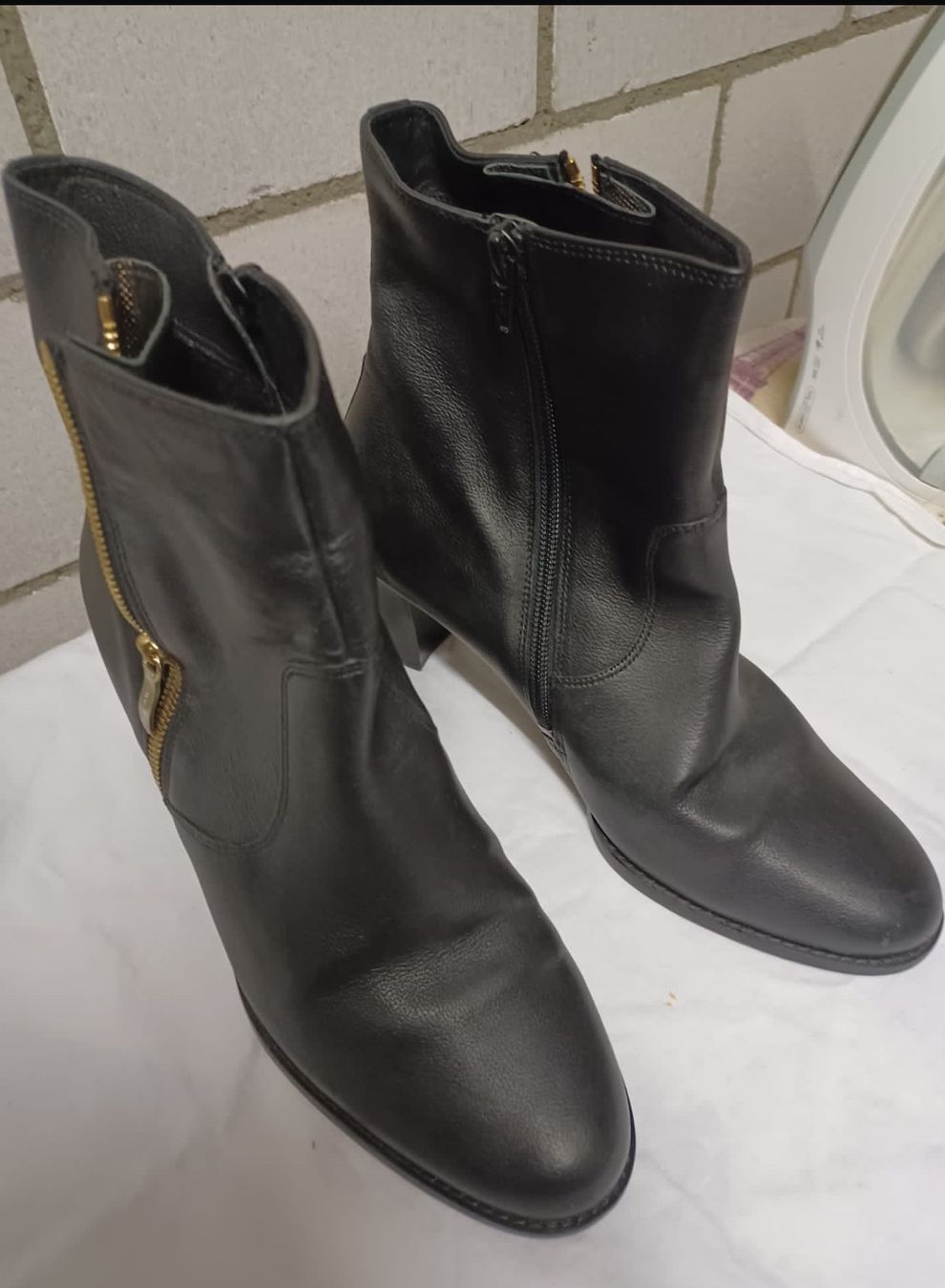 Scarpe da donna: Hassia Stiefeletten – Usato da Laupen ZH venduto da Elti2017