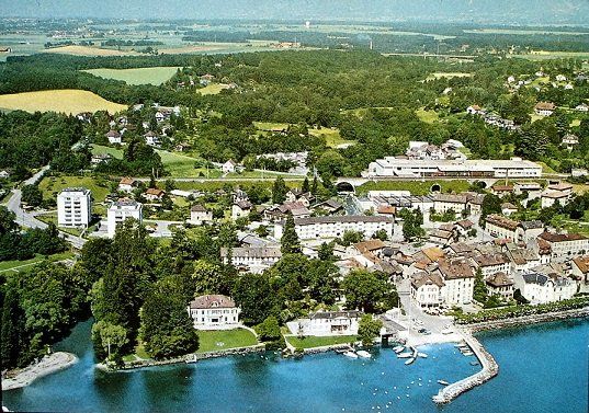 Cartoline postali: VERSOIX Vue aérienne – Nuovo (secondo la descrizione) da Jona venduto da philajona