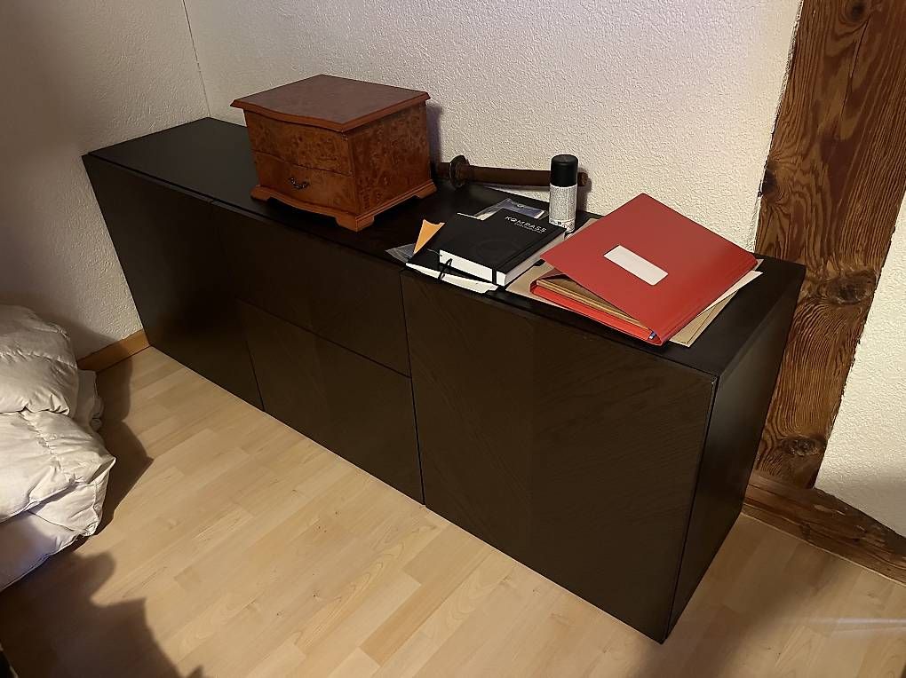 Cassettiere: Sideboard, sehr guter Zustand (NP war 800.-) – Usato da Nidau venduto da Weltenbummler83