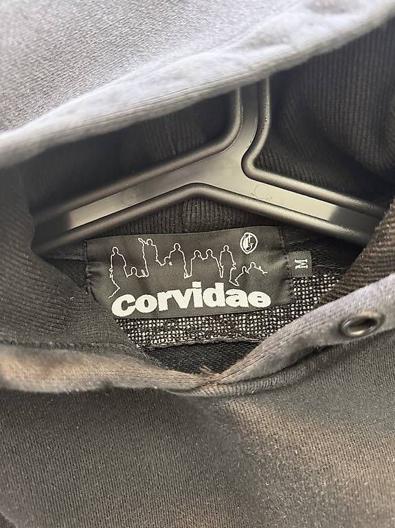 Pullover & Sweatshirts: Corvidae Hoodie – Gebraucht aus Urtenen-Schönbühl von ninociotti 1