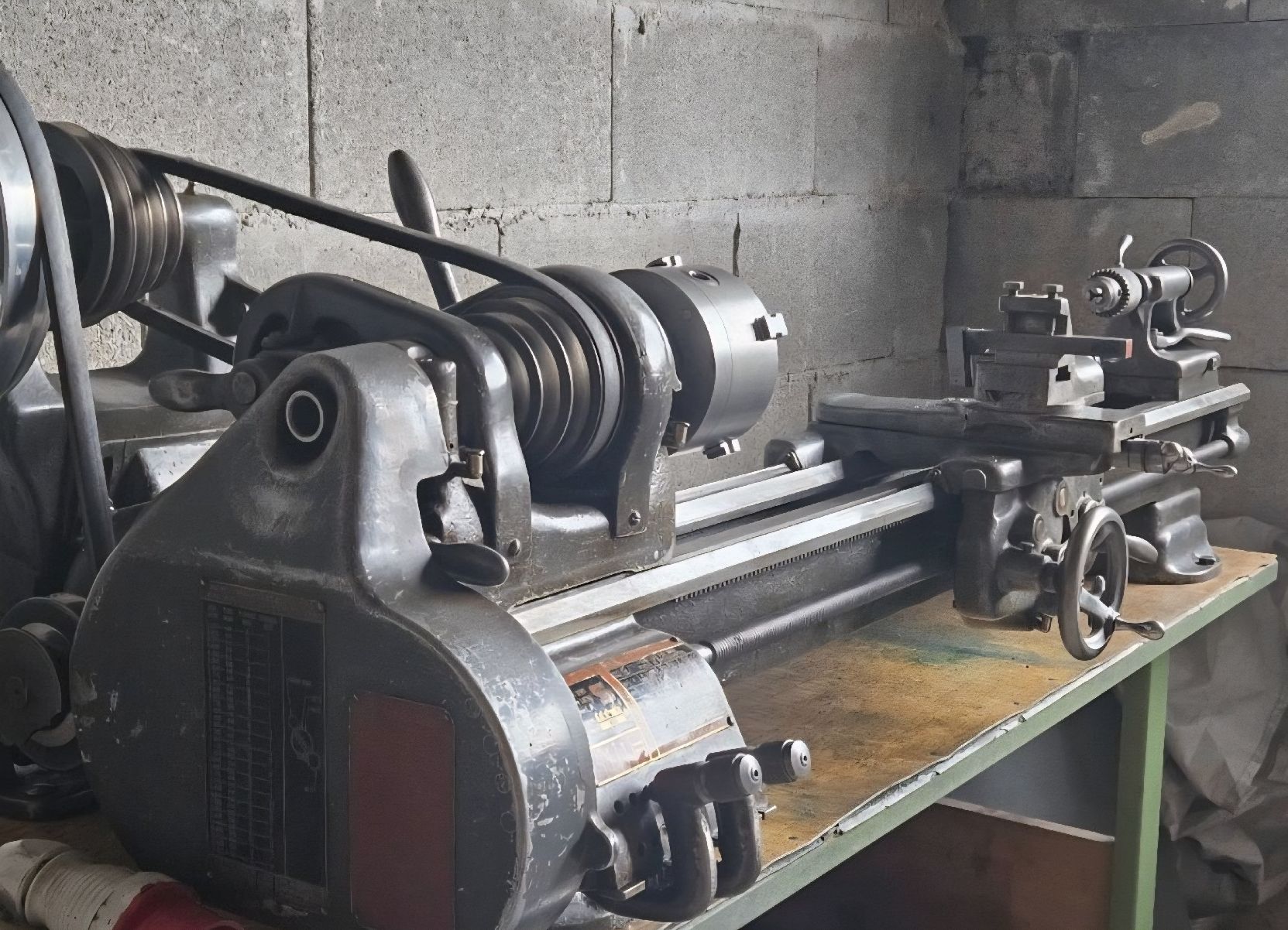 Tutte le macchine: Drehbank, Soutbend Model A, 9 Inch – Usato da Kloten venduto da hal_t5lg 3