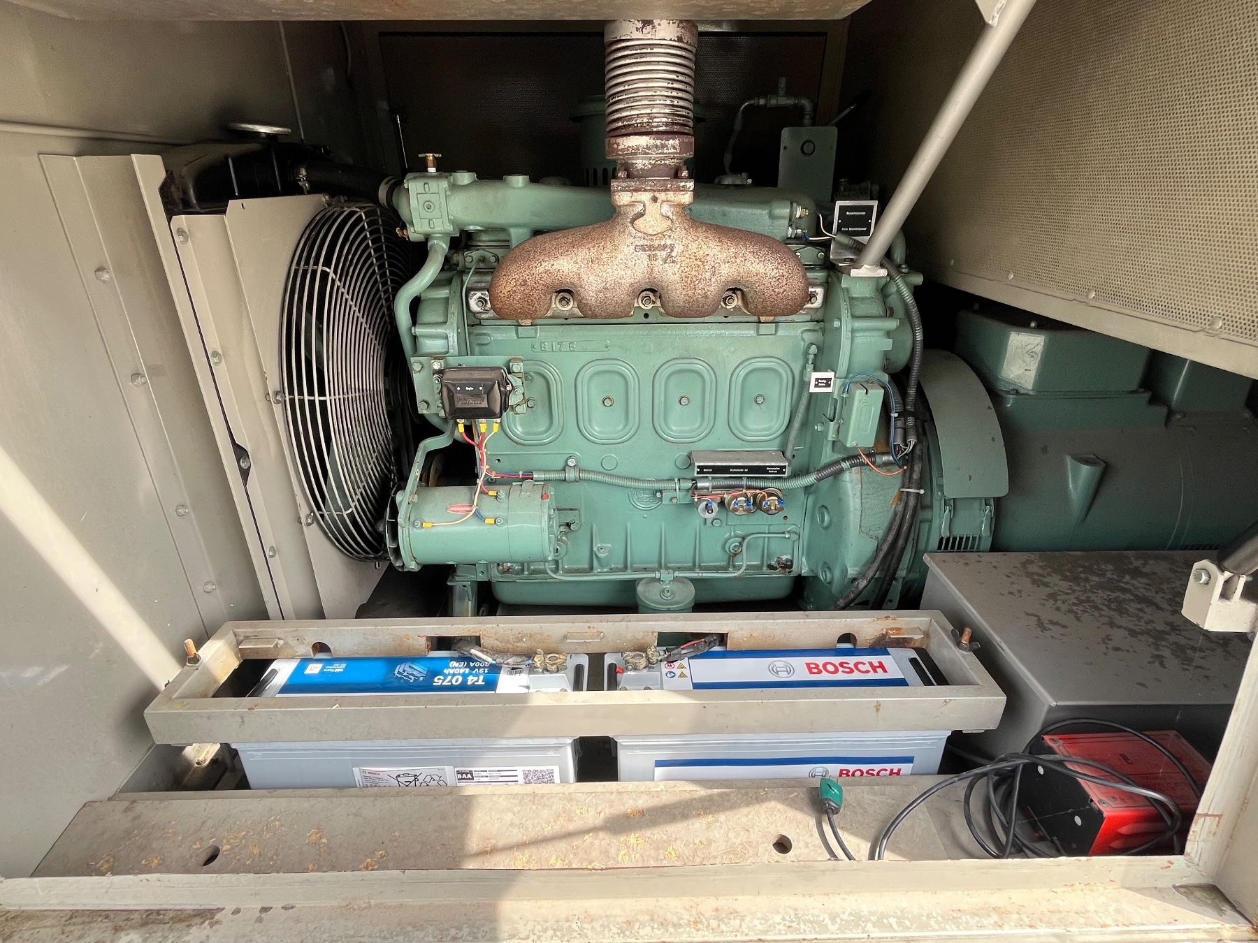 Generatori di corrente: Generator Notstromaggregat – Usato da Egnach venduto da danba01 2