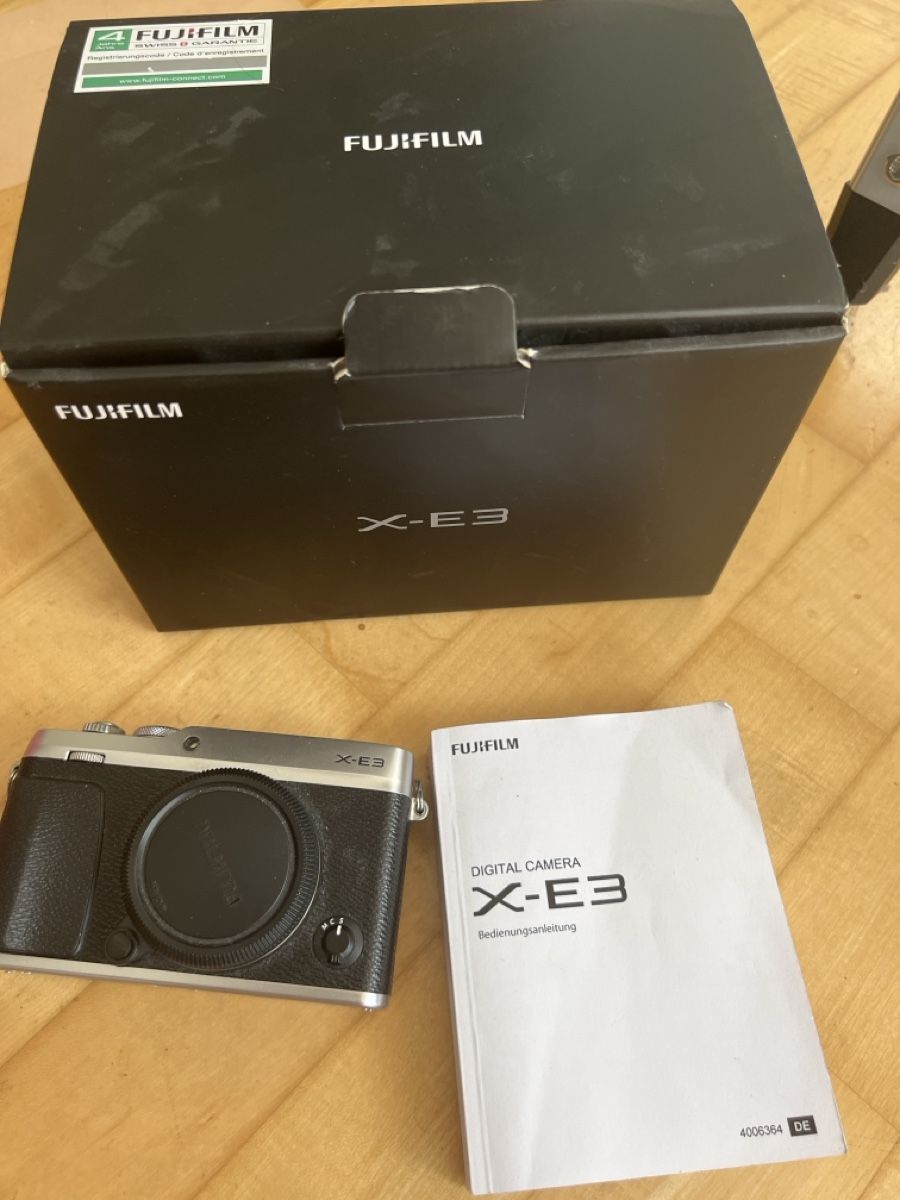 Fujifilm Kamera: Fujifilm X-E3 Digitalkamera silber – Gebraucht aus Aarburg von sho_9xzl 1