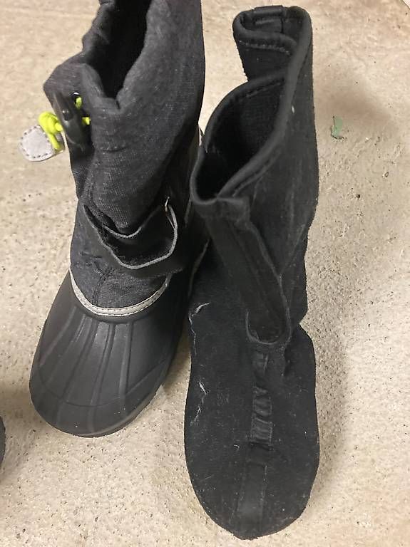 Chaussures garçon: Winterstiefel Gr. 33/34 – D'occasion à Winterthur par Rawille 1