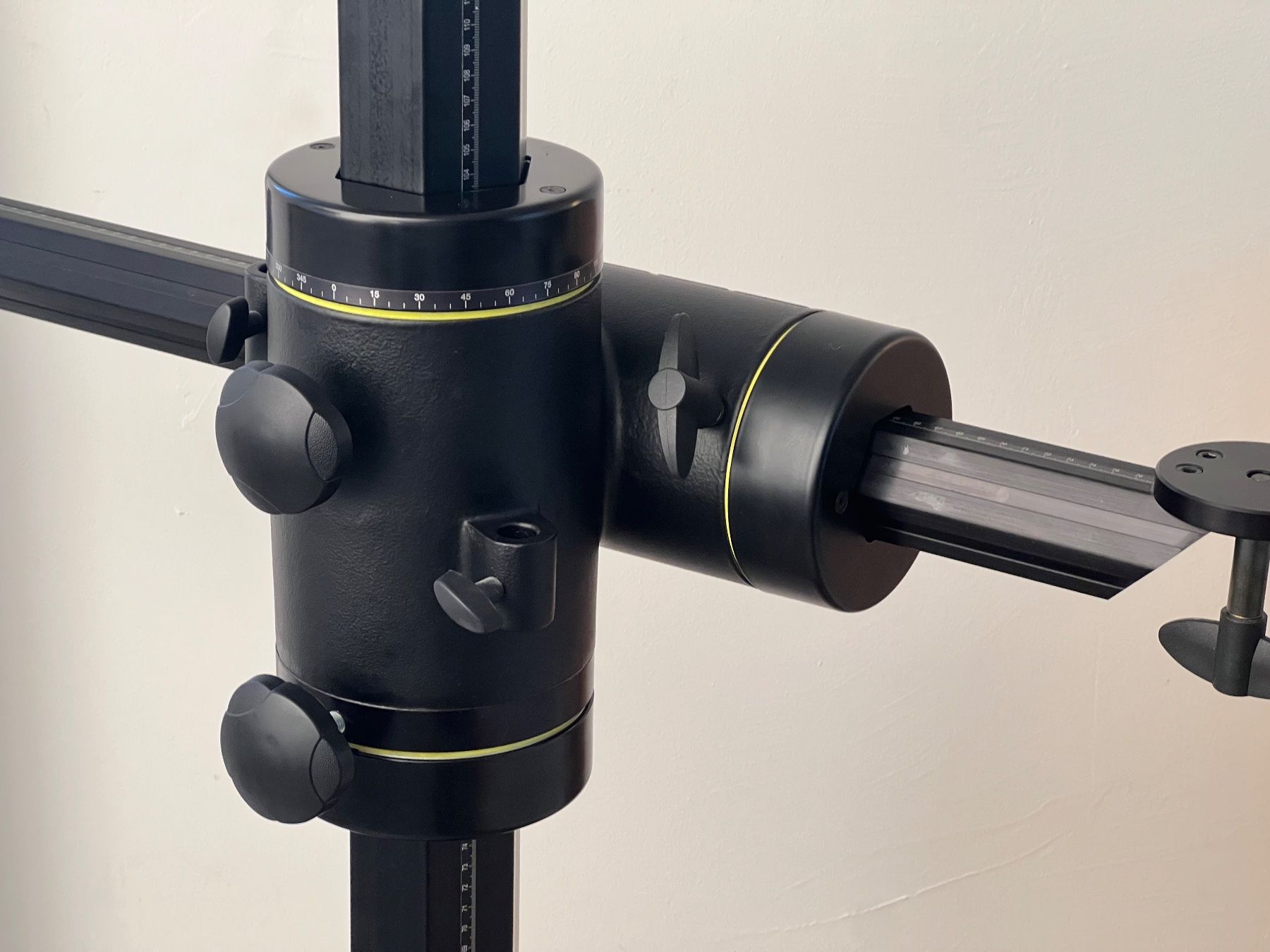 Laboratorio & Camera oscura: Studio Foba Säulenstativ – Usato da Wabern venduto da mtwp 6