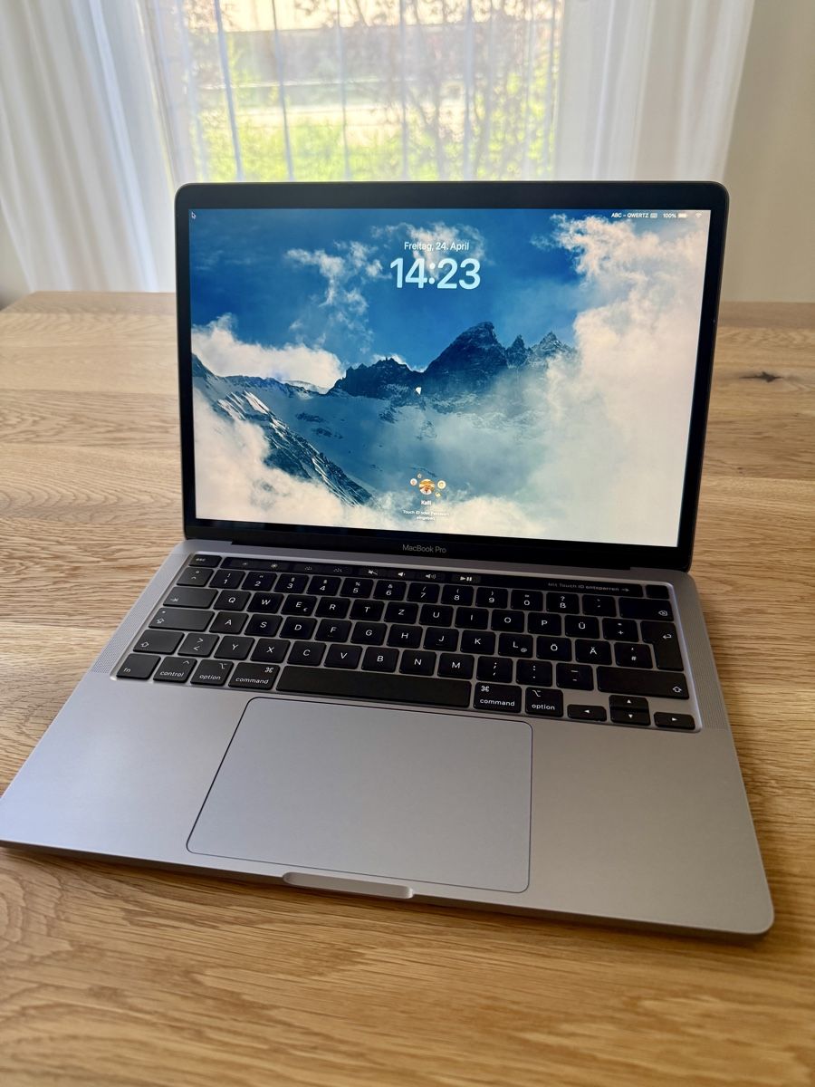 Apple Notebook: MacBook Pro 13“ 2020 mit Touch Bar – Usato da Altendorf venduto da KUR303 1