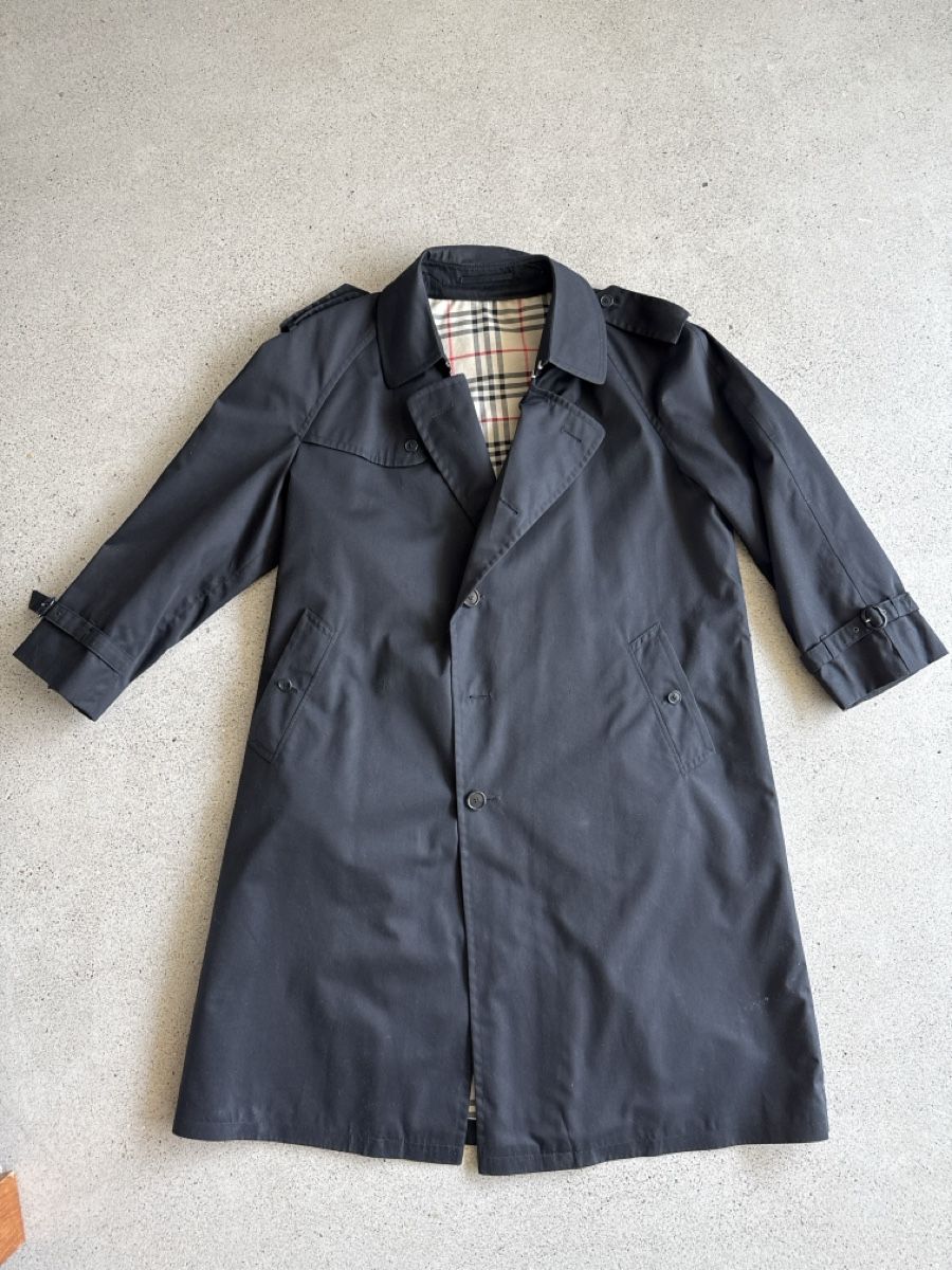 Burberry Cappotti: Herrenmantel Gr 56 mit Burberry Futter – Usato da Richterswil venduto da Solemare47Nicole