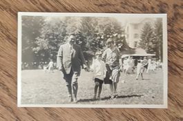 Wer ist diese Familie?Grand-Hotel Kuranstalt, Engelberg 1927