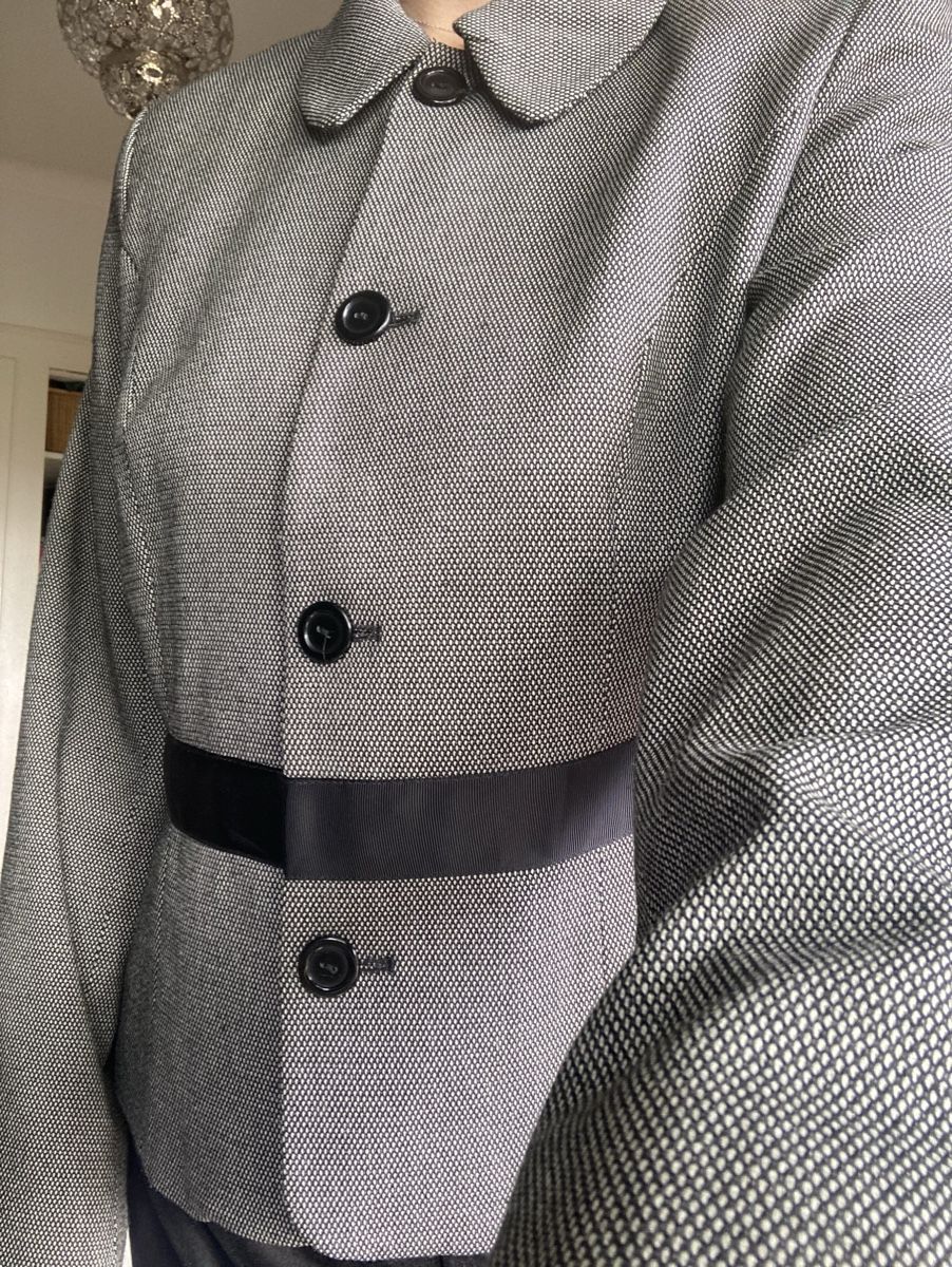 Completi & Tailleur: Blazer vintage – Usato da Lausanne venduto da shabnam.t 1