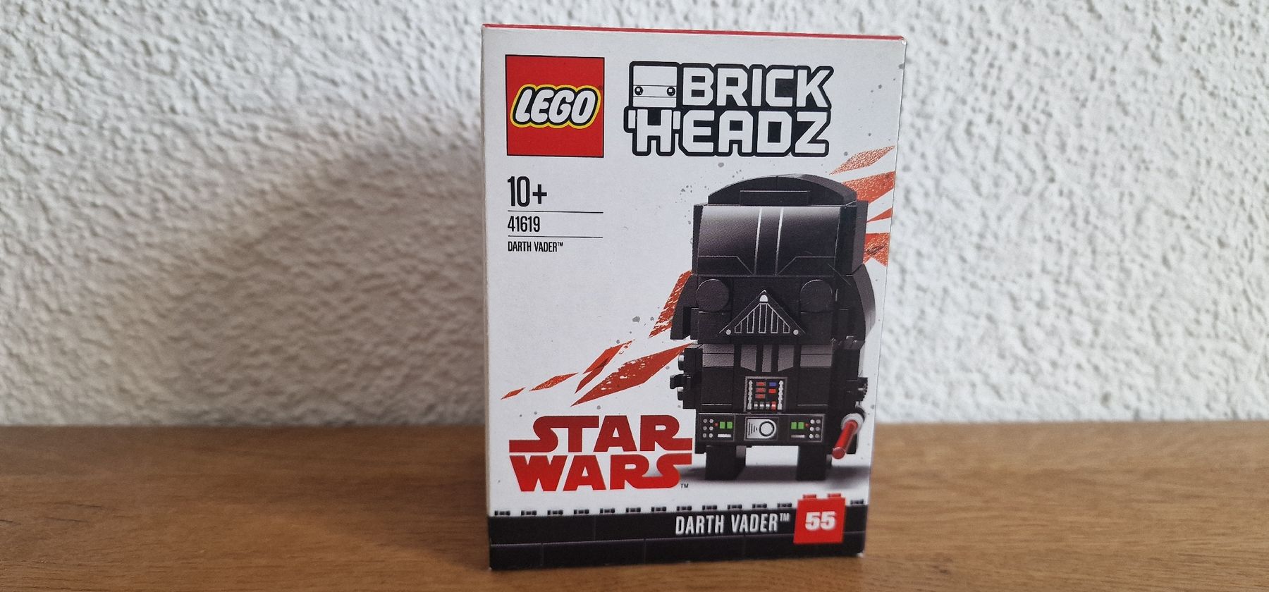 Lego Baukästen: Lego Star Wars Darth Vader BrickHeadz Set 41619 – Neu und originalverpackt aus Aarburg von DoubleT