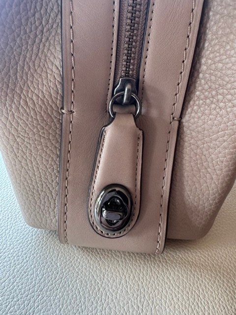 Coach Sacs femmes: Schöne Coach Tasche - Super Zustand – D'occasion à Dietikon par cora2767 8
