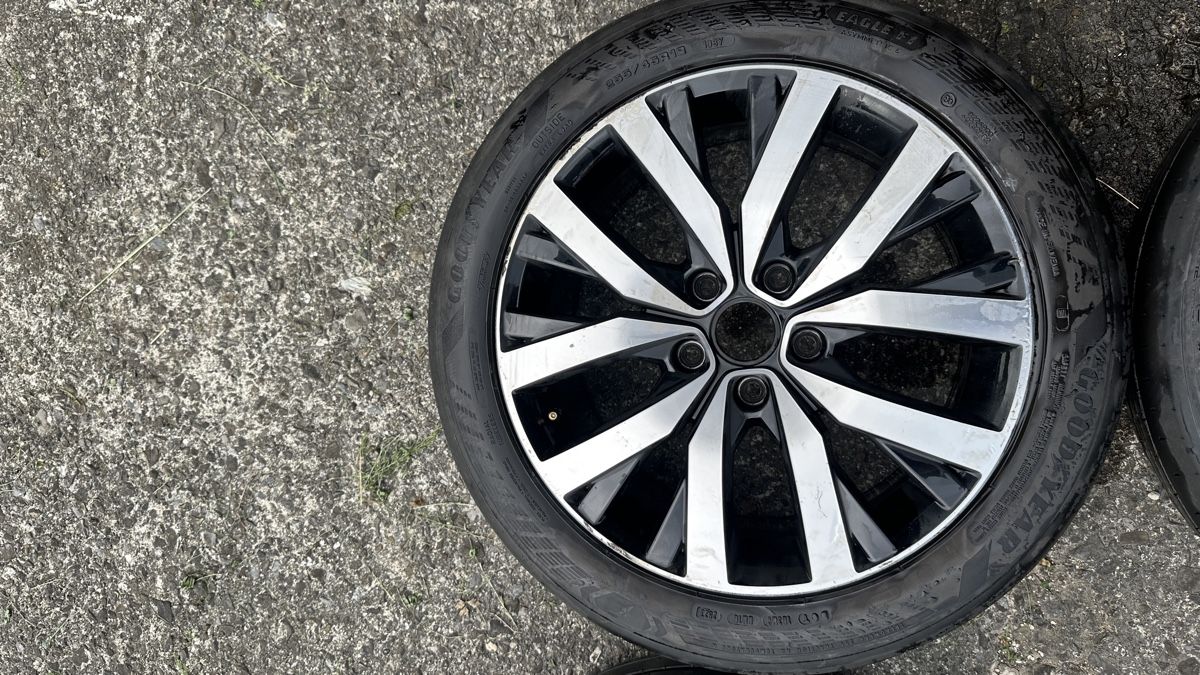 Pneumatici & Ruote complete: VW T6 Multivan Sommer-Kompletträder – Usato da Ennetbürgen venduto da mausyf123 3