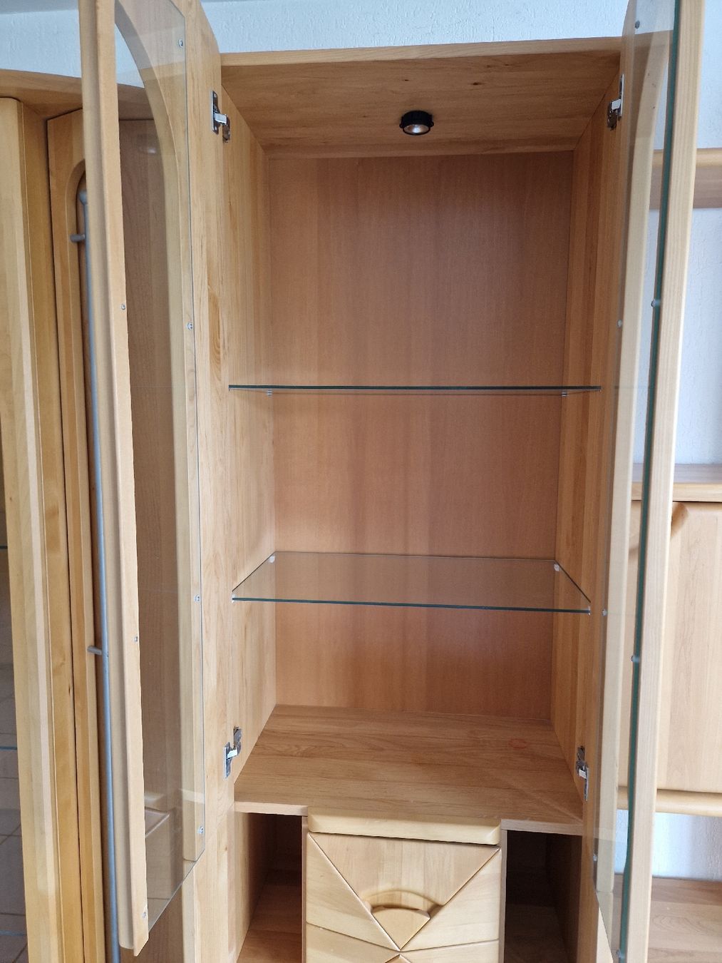 Vitrinen: Vitrine – Gebraucht aus Aarburg von mar_8sbw 5